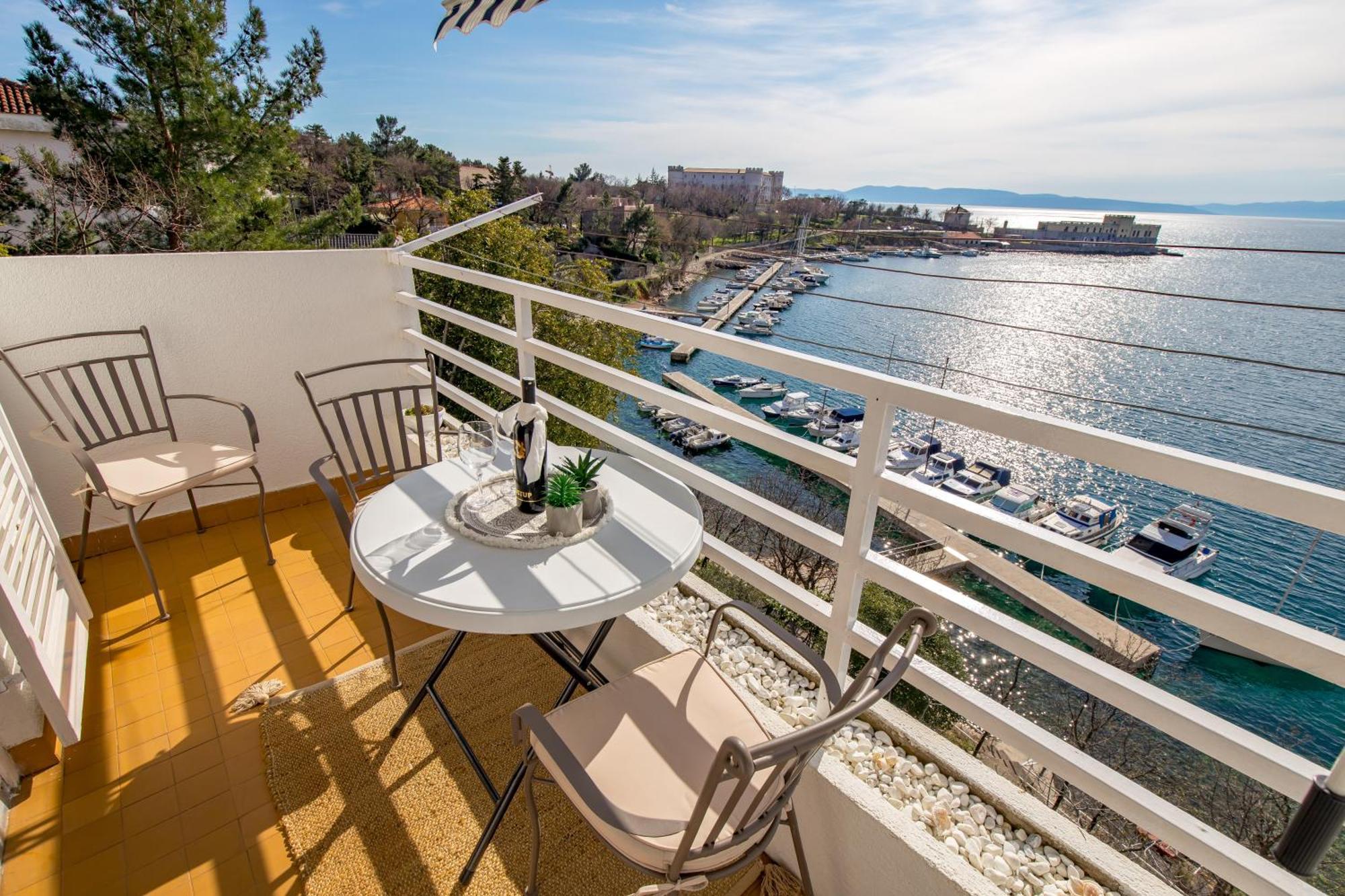 Blue Port Apartment Kraljevica Ngoại thất bức ảnh